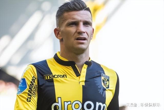 后防线仍存 后防线仍存