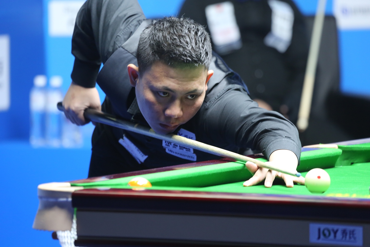 加纳乔年仅 加纳乔年仅